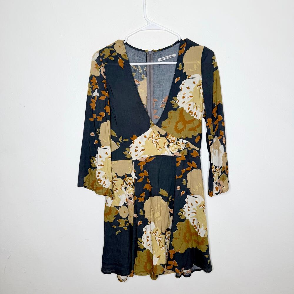 Novella Royale Long Sleeve Floral Mini Dress